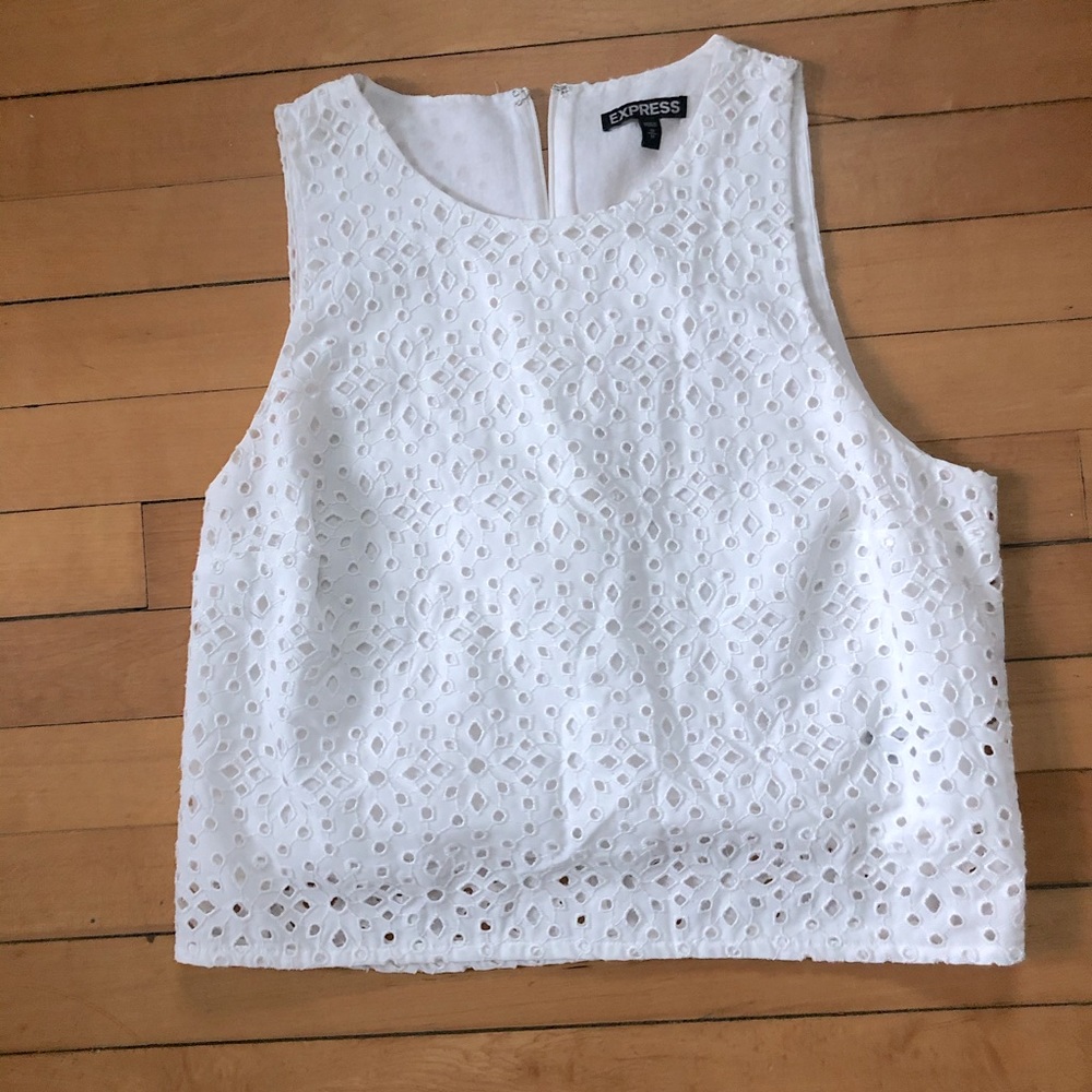 Women’s express cropped tank top